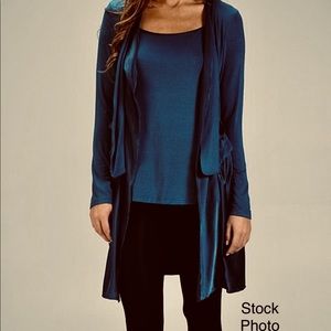 Miilla Uneven Hem Layered Top Size Small